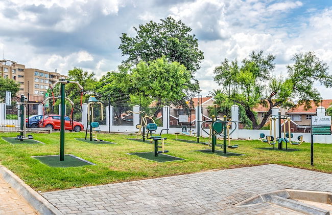 MINT Express Sandton View - Photo 51