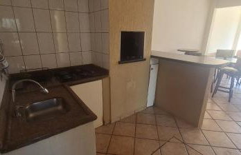 Studio junto a residência familiar a 3,10km do Parque Oktobertfest - Foto 10