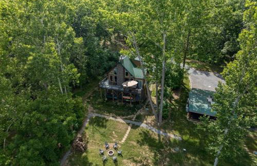 Riverside Oasis with Stunning Views, Cozy Firepit! - Photo 23