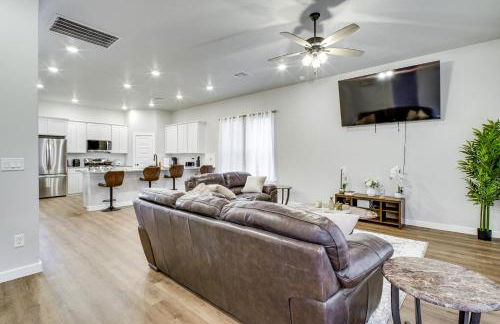 8 Mi to TTU! Pet-Friendly Home with Patio and Yard - Foto 1