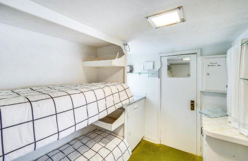 Pet-Friendly Fort McCoy Cabin with Fire Pit! - Foto 5