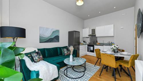 1 Bed Apt Next to Market Square & Transport Links - Foto 2
