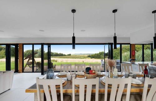 Seven Space - Willow Barn, Hot Tub & Scenic Rural Retreat - Photo 4