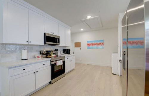 Flamingos on 45th Main - 3 King beds - Great vibe! - Foto 49