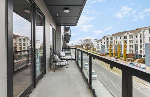 Premium Condo with Huge Patio near Vanderbilt & Downtown - Foto 4