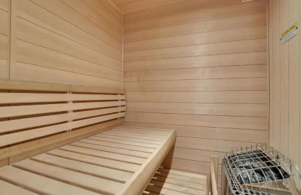 Hot Tub + Sauna + Deck + Firepit + Beach Access + Near Dining Grateful Escape by Avantstay - Foto 10