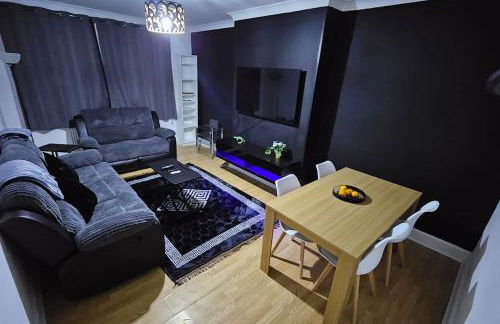 Cosy 2 bedroom flat - Foto 9