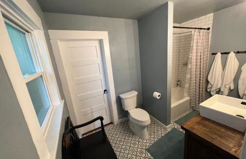 Downtown Williams, walk everywhere, remodeled - Photo 17