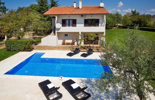 Apartment Doris with Private Pool and large Garden - Photo 14