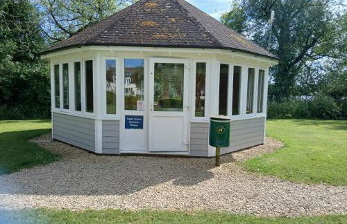 The Lakehouse on Windrush - Foto 37