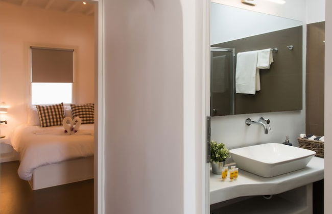 Sea Blue Venices Houses - Photo 25