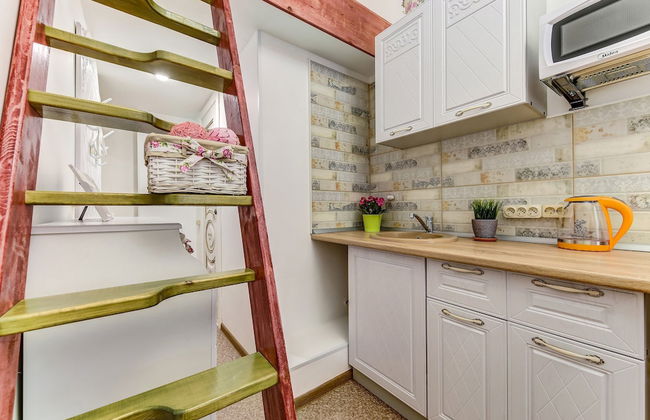 Semeiniy Ochag on Kurlandskaya - Photo 3