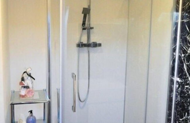 Lurach Flat - Photo 9