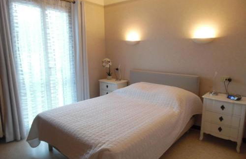 Charmant F2 à Amélie-les-Bains avec terrasse, parking et Wi-Fi, proche thermes et centre-ville - FR-1-703-116 - Foto 3