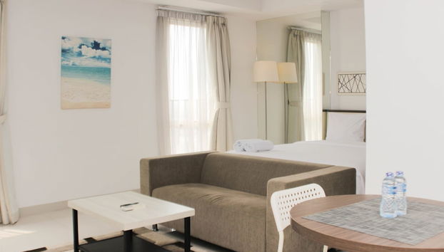 Nice And Comfy Studio Azalea Suites Apartment - Foto 2, Habitación
