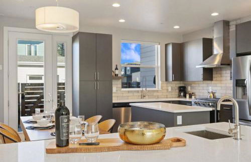 Mountain View Home with King Beds and Rooftop Deck - Foto 14