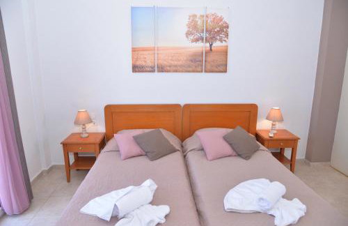 Sunny Rooms - Photo 2