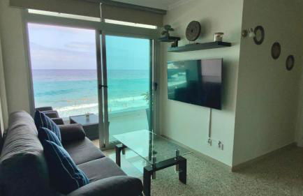 Hermoso Edificio Frente al Mar, a pie de Playa y hermosas vistas - Photo 42