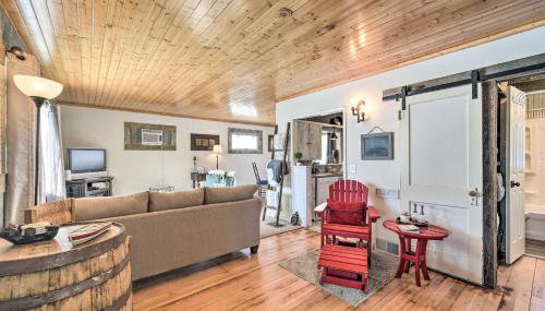 Family Home - Walk to Town and Balsam Lake! - Foto 4