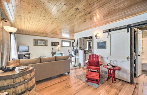 Family Home - Walk to Town and Balsam Lake! - Foto 4