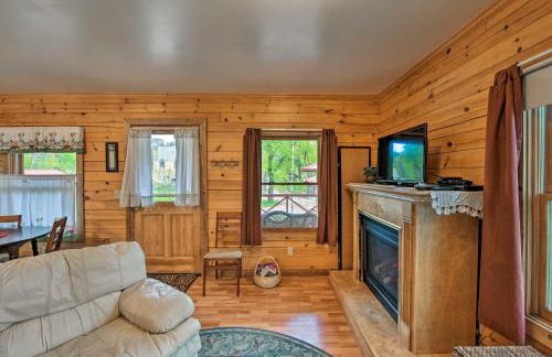 Cozy Colorado Cabin with Deck, Grill and River Access! - Foto 5