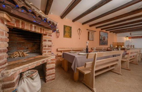 4 Bedroom Gorgeous Apartment In Korlat - Foto 4