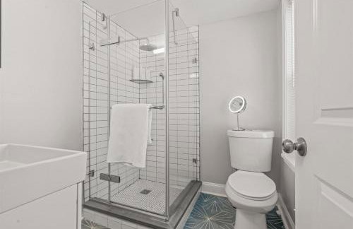 Pet Friendly- Big- King Bed Minutes 2 Stadiums - Foto 28