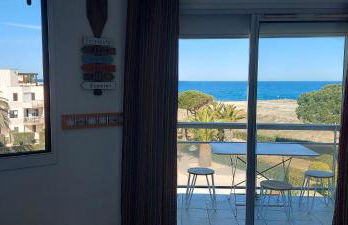 CAPITELLES - Face à la mer et la piscine - front de mer - ref vuail - Photo 9