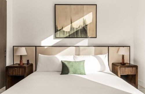 Desert Oasis: Pool, Spa, Golf Sim + EV Charger - Foto 29