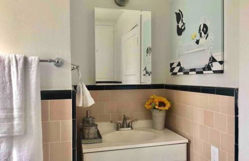 Pool Table A C Grill Out Netflix Bikes Yard - Photo 19