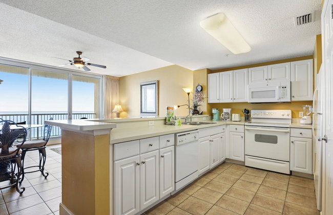 Majestic 1-1306! Gulf front 1bedroom, Pool,Hot Tubs,Tennis - Photo 35