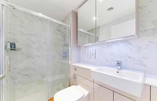 Luxury 2Bed 2Bath Apartment in Central London - Foto 6