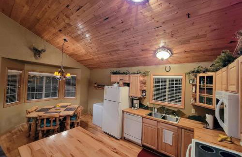 Fox Hole Serene Secluded Private Cabin Hot Tub - Foto 7