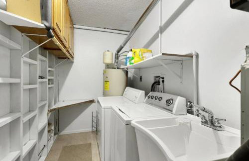 Juniper Views 1.8 mi Courthouse and Whisky Row - Foto 30