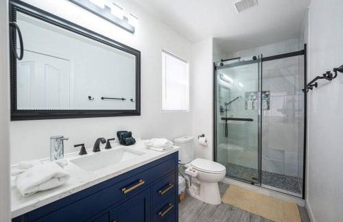 Peaceful Oasis Near Strip & Airport Pool Spa - Foto 17