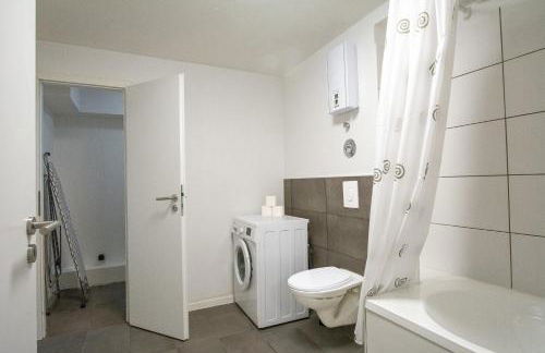T&K Apartments - 1 to 4 Room Apartments - 20min to TradeFair Messe Airport Düsseldorf - Photo 24