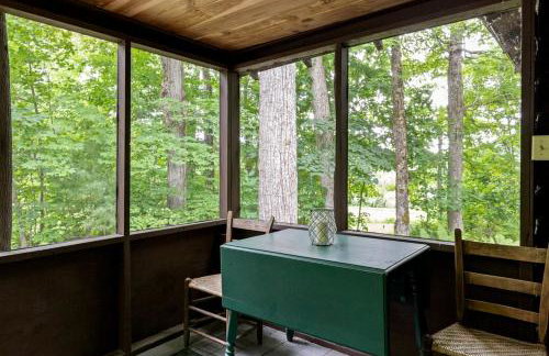 Maplewood Rustic 2BR Cabin, Water Access, Fireplace near Hanover, New Hampshire - Foto 2