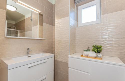 Villa Romansa Miljevci near Krka National Park - Photo 68