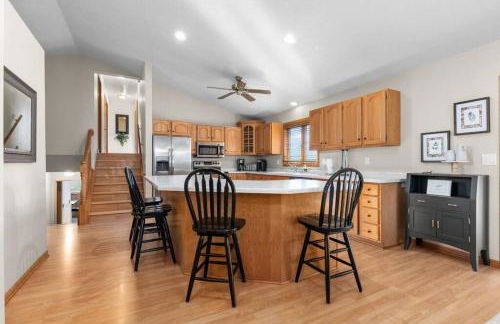 Lilly Lakeside Tri-Level Escape Near Lake Winnebago - Foto 8