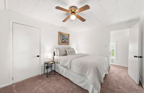 Double the Space for Large Groups Entire Duplex - Foto 35