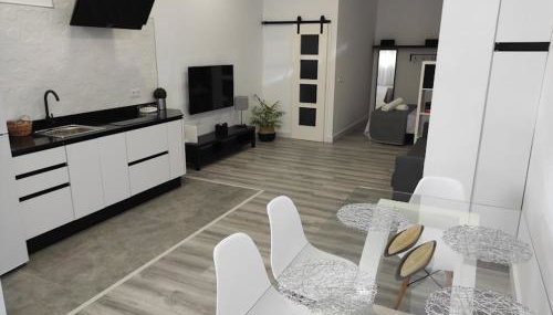 APARTAMENTO TURISTICO LYRA BAENA - Foto 2