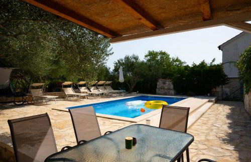 Apartman Magas with private pool - Photo 2
