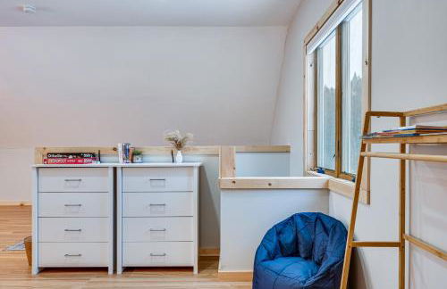 2BR Hilltop Retreat on 12 Acres! VAST Trail Access - Foto 28