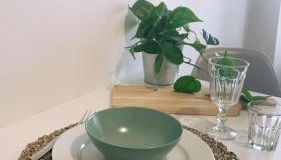 Apt 20 min from downtown train - Photo 4