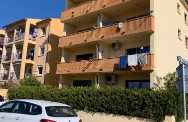 Belmont 3-2 - Photo 22