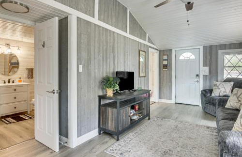 Bring Your Pup! Waterfront Cedar Pines Getaway - Foto 7