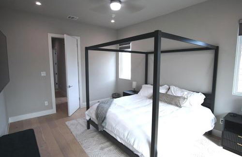 Spacious 4BR Home, 2 min to Market Center DART, Near Uptown, Medical District, Oak Lawn - Foto 18