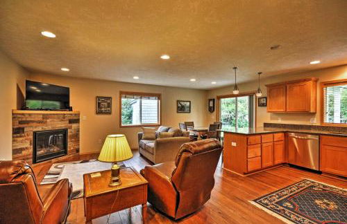 Hammond Home 2 Blocks to Marina and Columbia River! - Foto 1