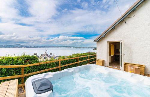 River View Cottage with Hot Tub, nr St Andrews - Foto 1