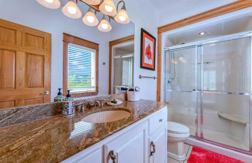 Riverfront Carrabelle Home with Furnished Patio! - Foto 18